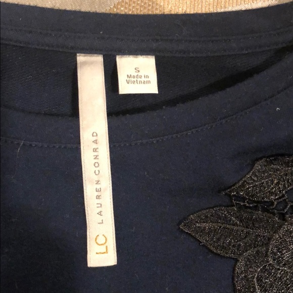 Blouse - Picture 4 of 6